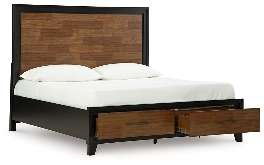 Kraeburn King Panel Storage Bed